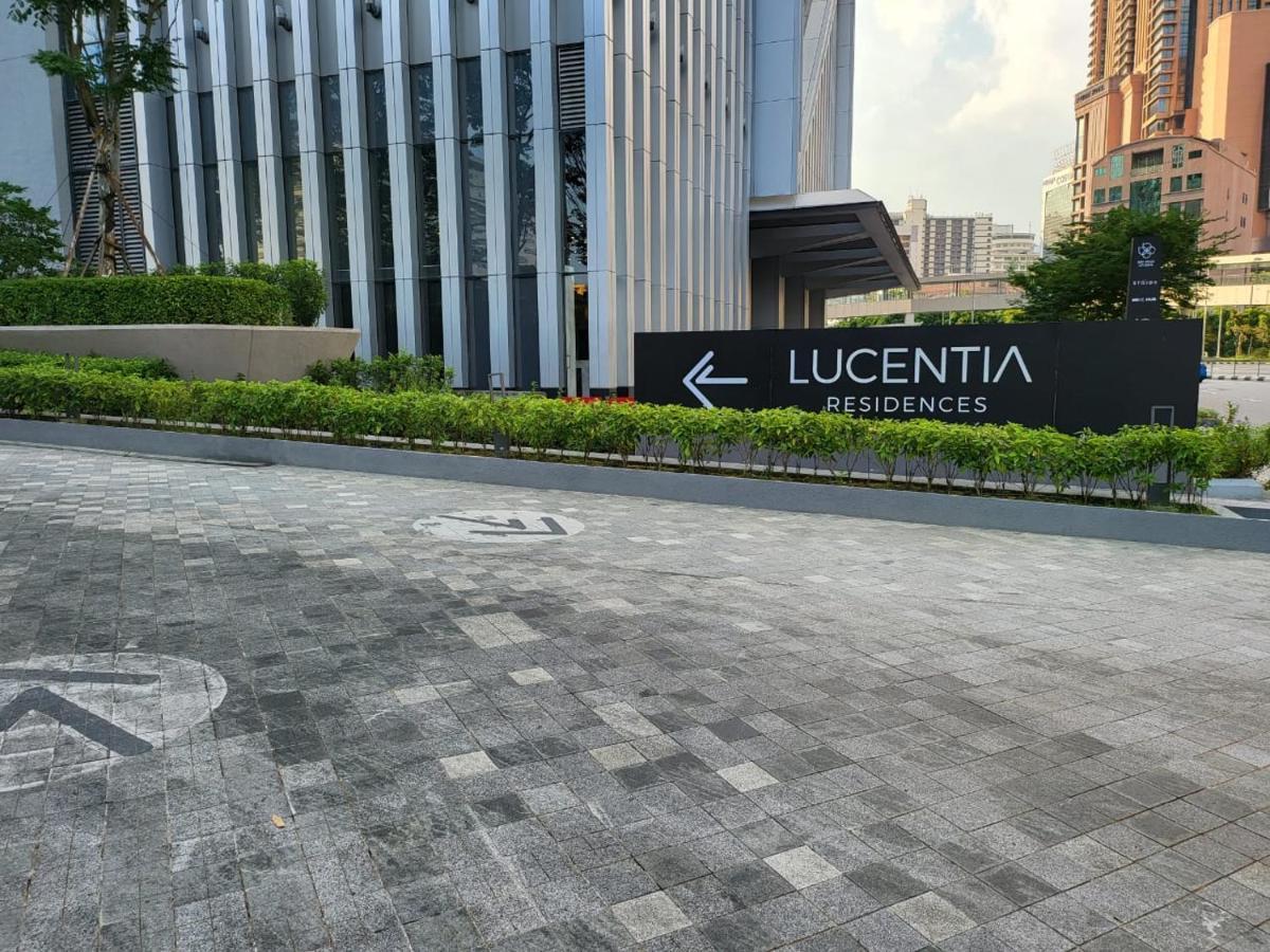 Lucantia Serviced Suites 쿠알라룸푸르 외부 사진